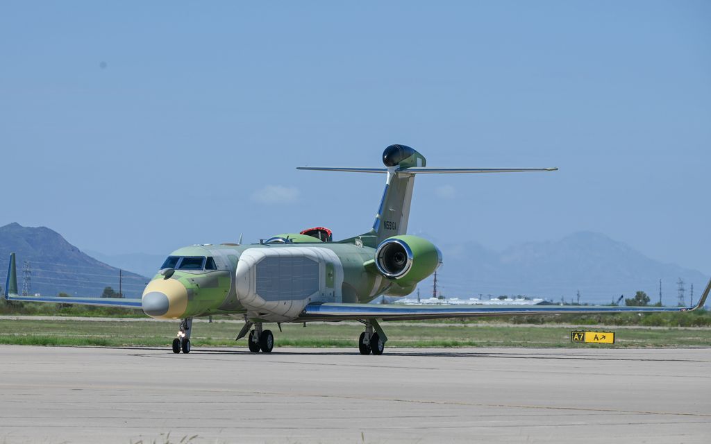 USA:n ilmavoimat sai mystisen EC-37B-erikoiskoneen