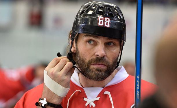 Jaromir Jagr haluaa pelata yhä NHL:ssä.