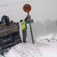 Mies vetosi liikennemerkin olleen lumen peitossa - Syytteet hylättiin  ensin, mutta sitten napsahti 170 euron sakko