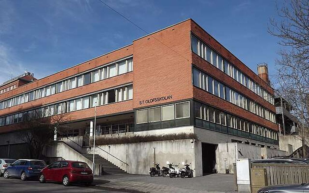 Cleaner discovers hidden cameras in Finnish school locker room