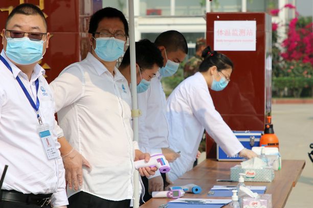 Kiinassa on tähän mennessä kuollut 3 012 ihmistä koronavirukseen, maan viranomaiset kertoivat torstaina. 