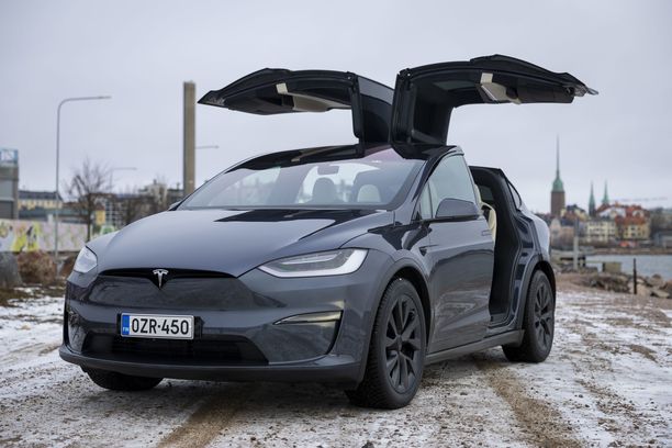 Koeajo: Tesla Model X Plaid on onnistunut, järjetön päivitys
