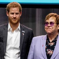 Elton John saapuu ensi vuonna Suomeen!