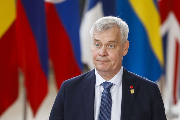 Pääministeri Antti Rinne (sd) ei onnistunut vakuuttamaan eurooppalaisia kollegoitaan suomalaisehdokkaiden paremmuudesta Euroopan keskuspankin pääjohtajan pestiin. 