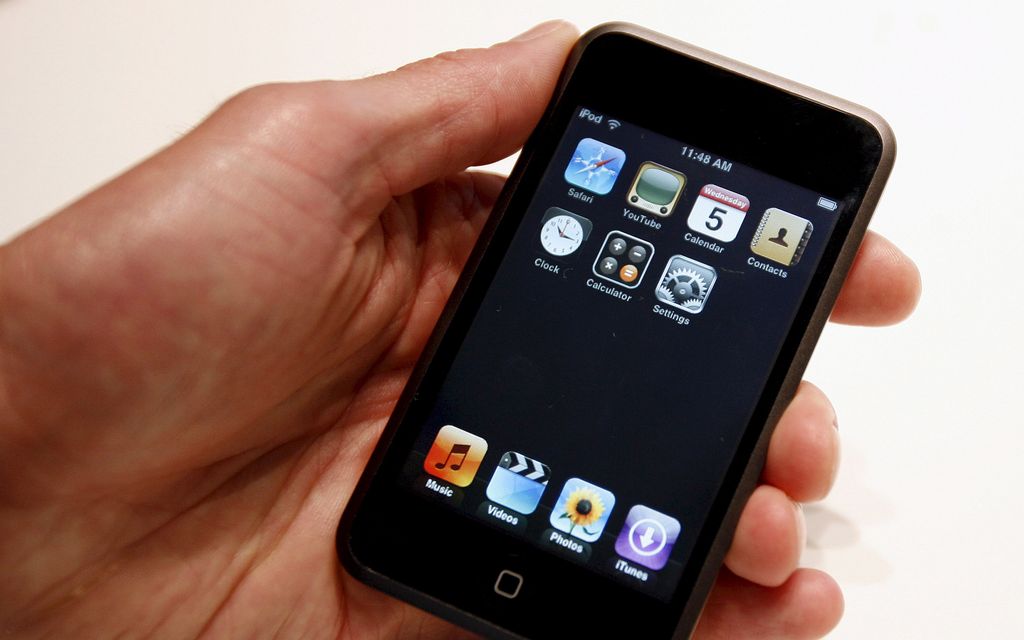 Ensimmäisen sukupolven iPhone-puhelimia kaupataan 45 000 eurolla