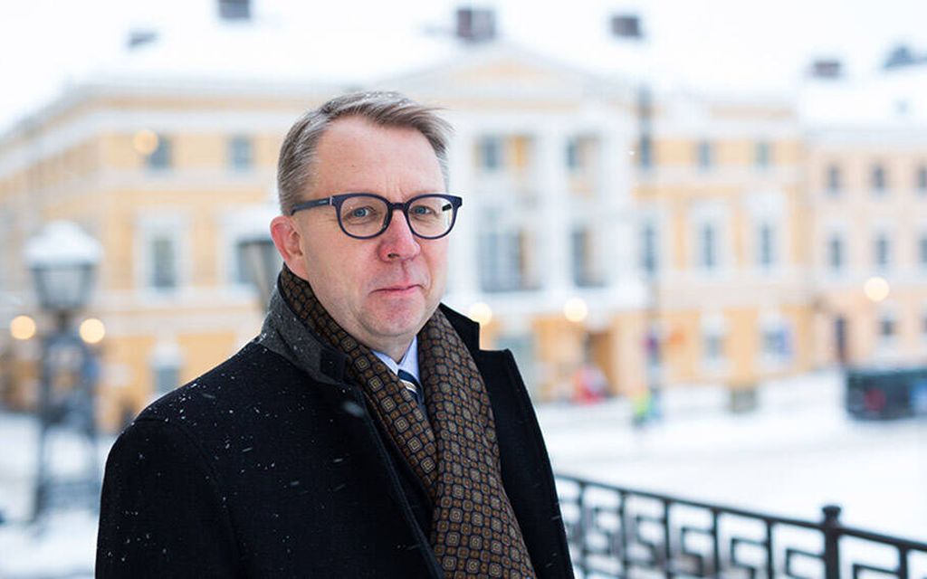 Kaleva: Oulun kaupungin­johtaja pistettiin vaihtoon, koska ei täyttänyt odotuksia