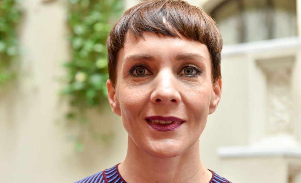 laiha tyttöjen porno