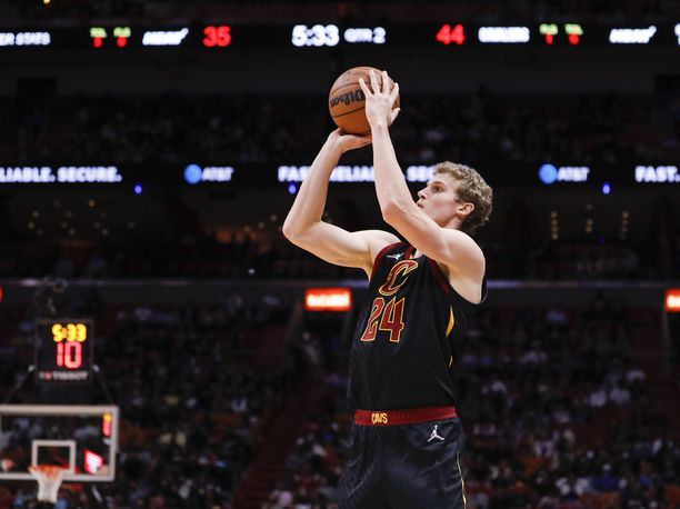 Cleveland voitti Sacramenton – Lauri Markkanen keräsi kolme pistettä