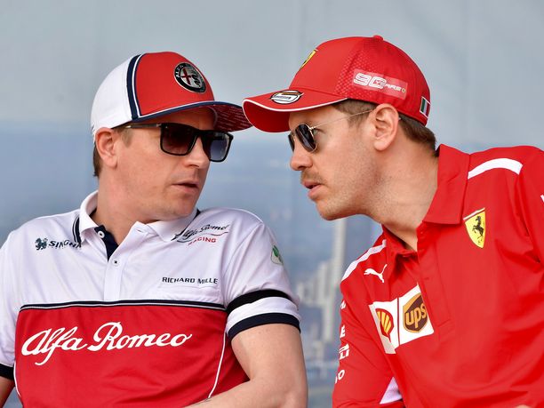 Kimi Räikkönen ja Sebastian Vettel tekivät Ferrarilla yhteistyötä neljän vuoden ajan. Nyt Vettel työskentelee huomattavasti Räikköstä kokemattomampien tallikavereiden kanssa.