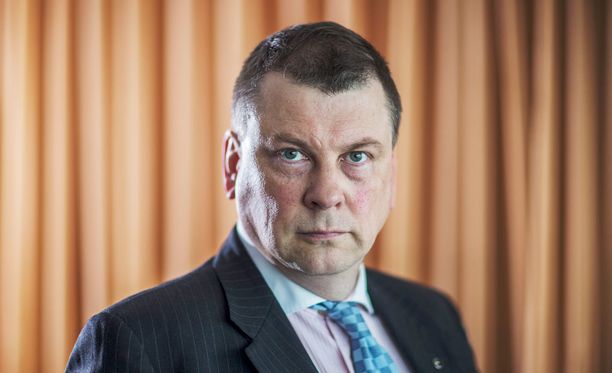 EK:n työmarkkinajohtaja Ilkka Oksala sanoo, että "monella suomalaisella yrityksellä menee hyvin, mutta valitettavan monella yrityksellä ei mene hyvin".