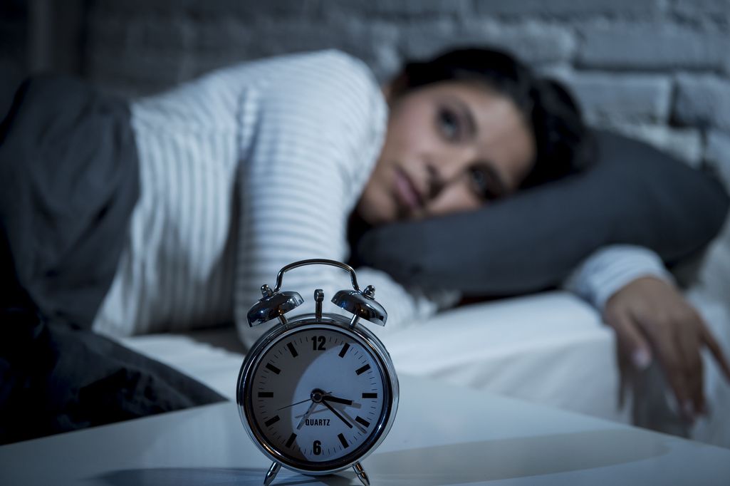 Liian vähäinen määrä REM-unta voi lisätä kuolemanriskiä - voiko unen vaiheisiin vaikuttaa?