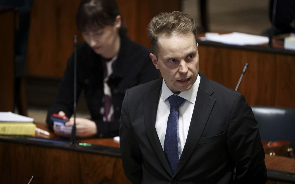 Kovaa kritiikkiä sataa OPH:lle –  Keskustan Honkonen: ”Opetushallitus on vakavan selityksen velkaa”
