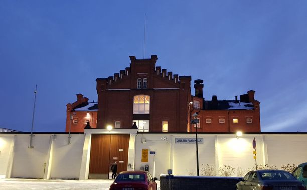 Käräjäoikeus passitti kajaanilaisen Sanna Eskelisen Oulun vankilaan.