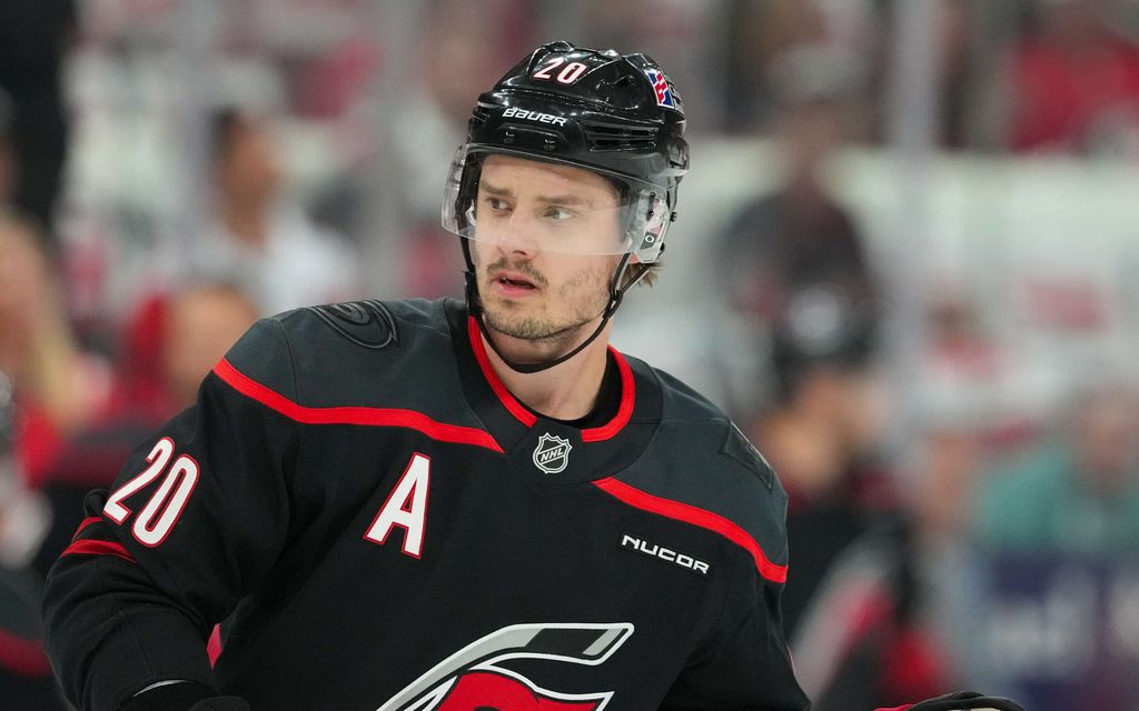 Kohupelaajalle jäätävä vastaanotto NHL:n finaaleissa – Sebastian Aholle sataa kritiikkiä