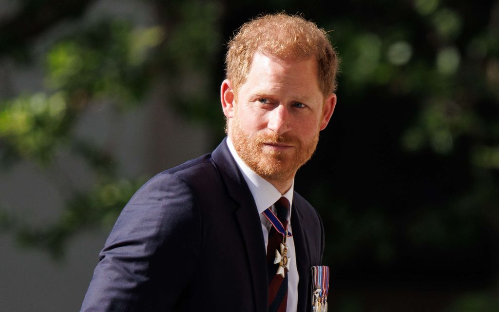 Brittimedia: Prinssi Harry piikitteli kuningas Charlesia asullaan