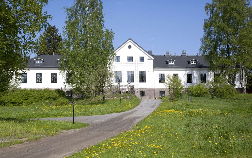 Satulinnan pyyntihinta romahti