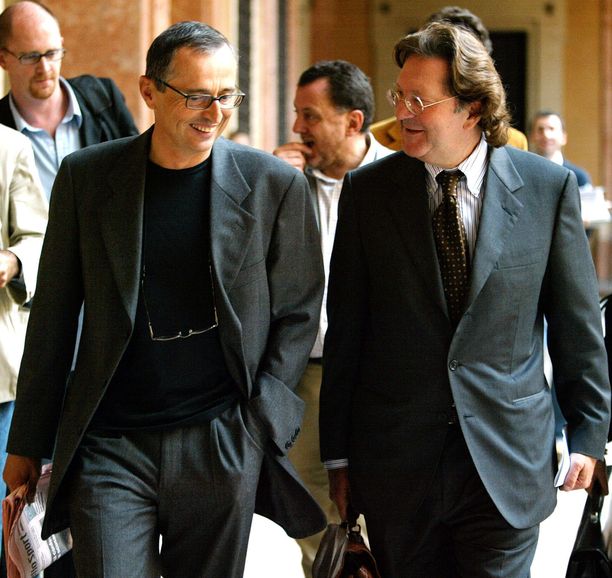Michele Ferrari kuvattiin lakimiehensä Dario Bolognesi vuonna 2004. 