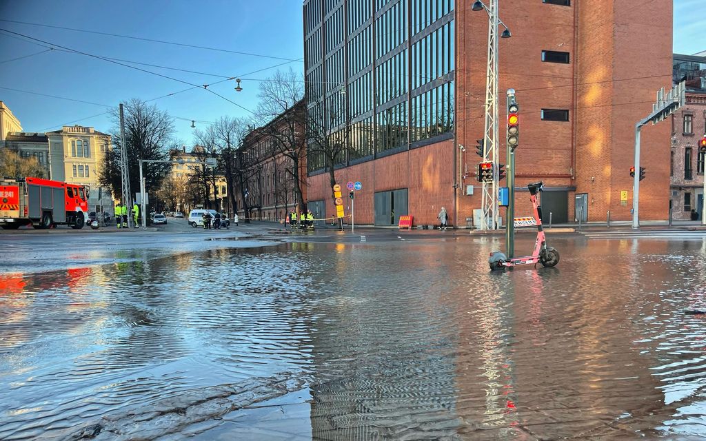 Olivatko Helsingin tulvat vasta alkua? Asiantuntija: ”Vauriot voivat olla lisääntymään päin”