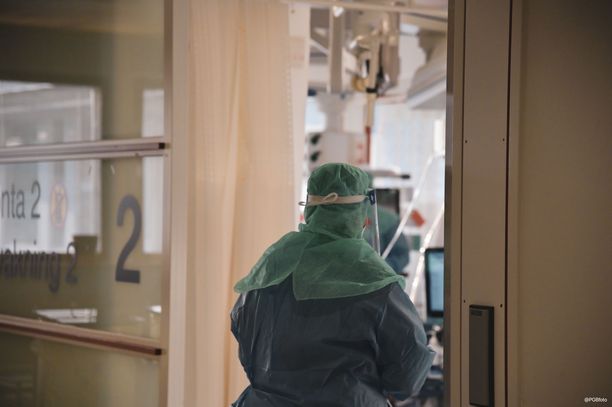 Koronapotilaiden hoitoa Tyksin teho-osastolla marraskuussa 2021. Kaikki tämän jutun kuvat on saatu Varsinais-Suomen sairaanhoitopiiriltä.