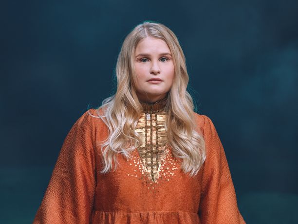 Olivera eli Katriina Ullakko on kokenut muusikko ja laulaja. Edustuskappale syntyi alle puolessa tunnissa pianon edessä.