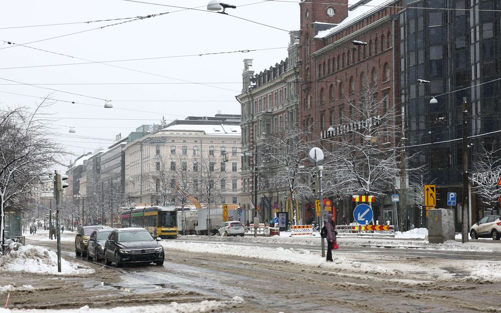 Varoituksia koko maahan