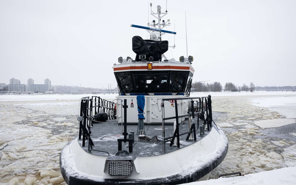 Sivulliset pelastivat veden varaan joutuneen Uudenkaupungin kalasatamassa