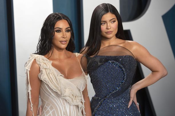 Kim Kardashian on nyt rikkaampi kuin Kylie Jenner.