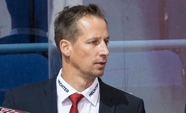 Antti Törmäsen HIFK pelaa lätkää pohjoisamerikkalaisittain.
