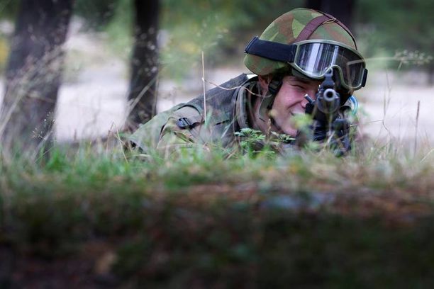 Suomalaisten taistelujoukkojen valmiudessa on puutteita, väittää tutkija.