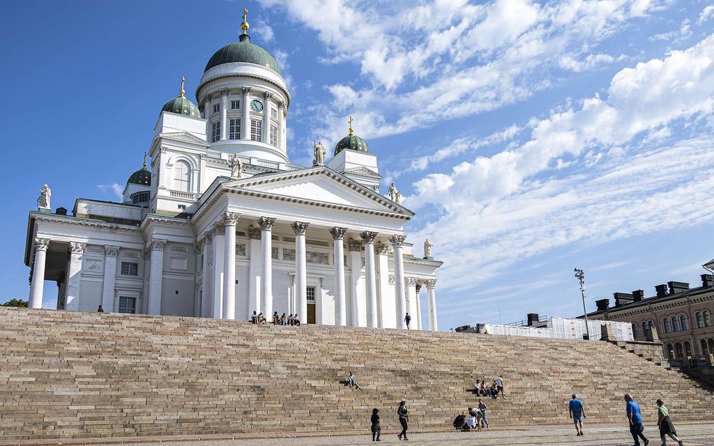 Toisen valtion lippu ilmestyy tänään Helsingin ikoniseen rakennukseen – Se ei ole Ukraina