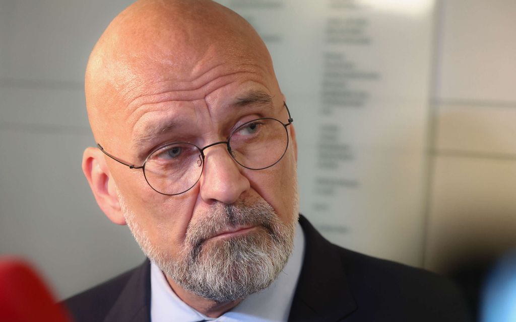 Mauri Peltokangas: Ajokortti hyllylle