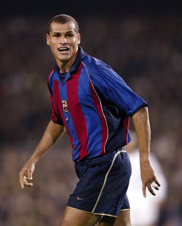 Rivaldo pelasi parhaat vuotensa Barcelonassa.