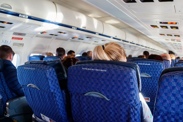 Euroopan unionissa suunnitellaan lentomatkustajien oikeuksien heikentämistä