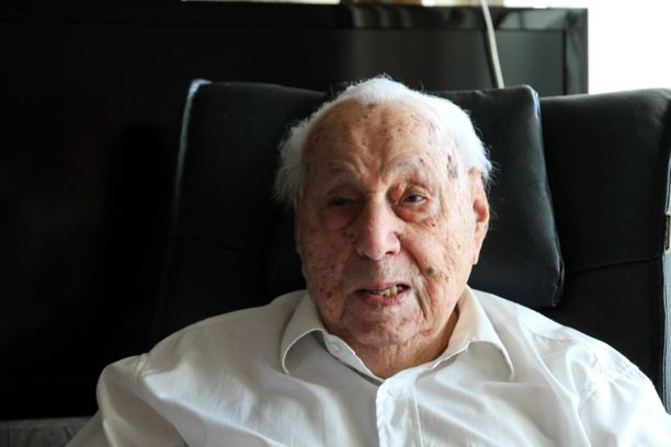 105-vuotias sotaveteraani Salomon Altschuler taisteli sekä venäläisiä että saksalaisia vastaan toisessa maailmansodassa.