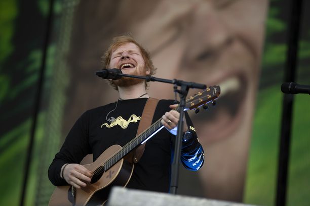 Ed Sheeran esiintyy Suomen suurimmassa konserttitapahtumassa tiistaina ja keskiviikkona.