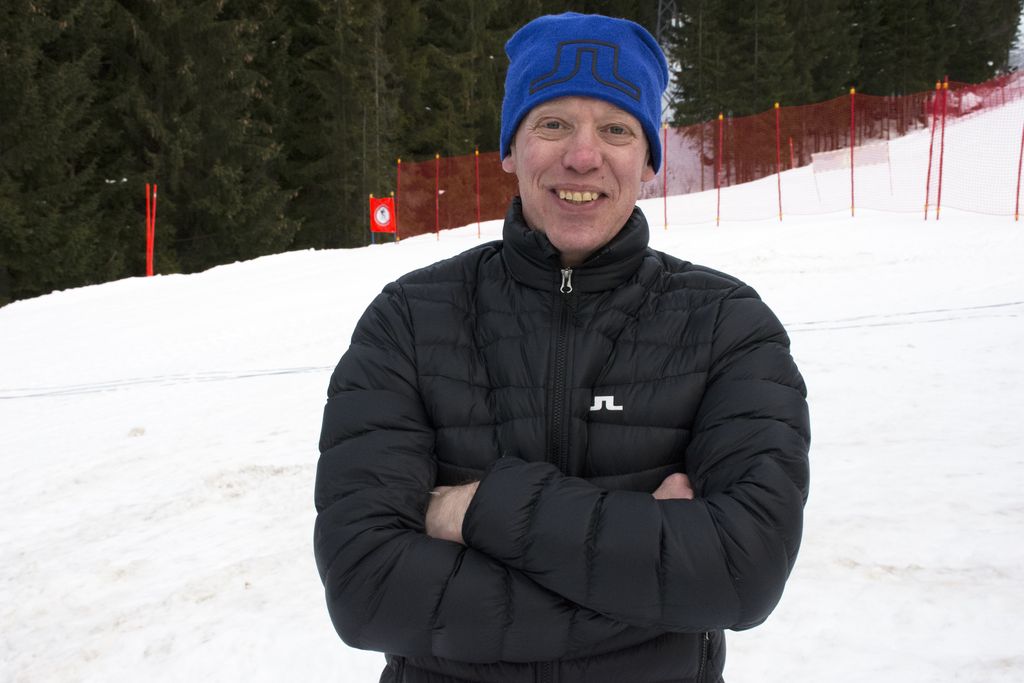 Ruotsin hiihtolegenda sanoi Jari Isometsän ”kusettaneen rankasti” - karpaasilta viiltävä kuitti: ”Hän oli kuoleman kielissä”