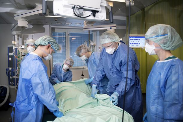Suomessa on tähän mennessä hoidettu noin 1000 potilasta teho-osastoilla. 