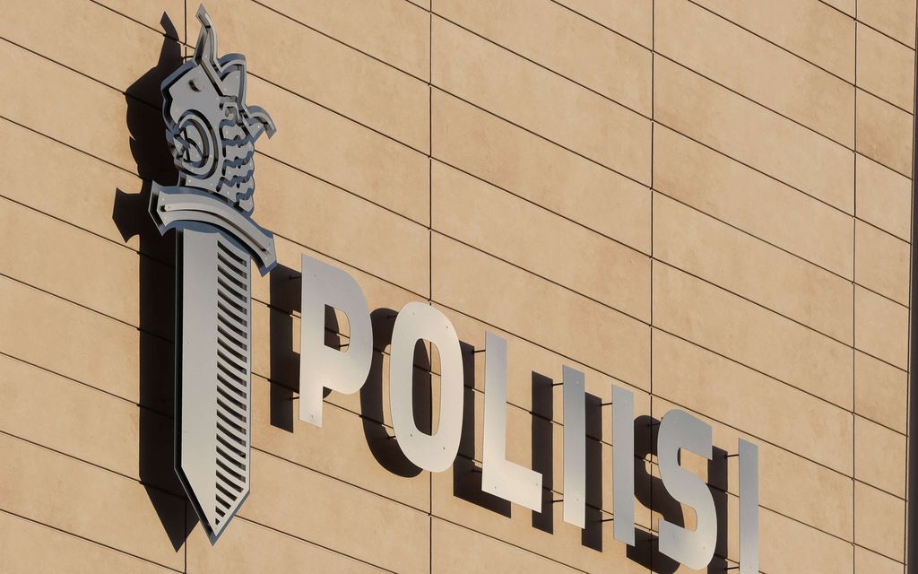 Jos näet tämän vihreän Jaguarin, soita hätäkeskukseen