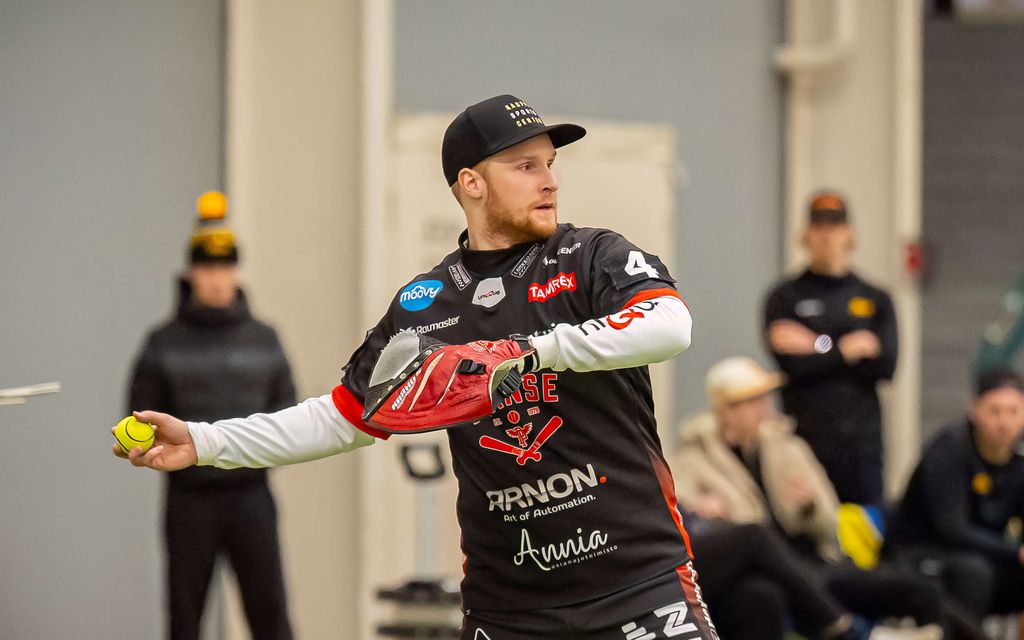 Hälytys keskeytti ottelun – Palokunta paikalla