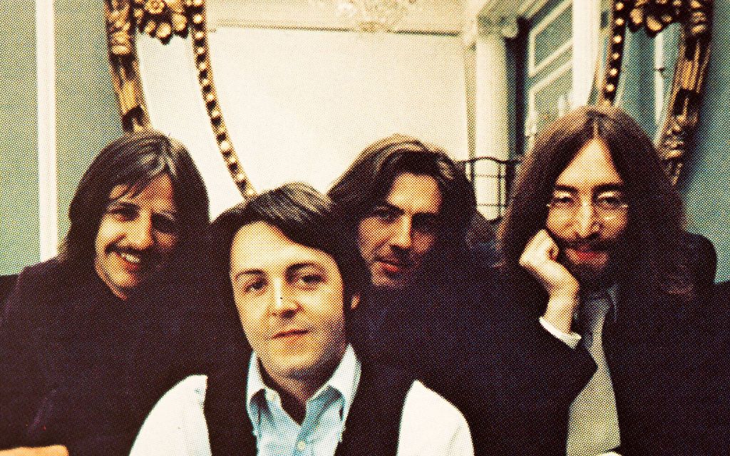 The Beatles julkaisee hämmentävällä tavalla tehdyn kappaleen