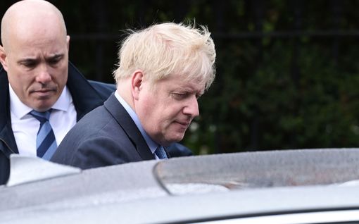 Boris Johnson kiistää valehdelleensa parlamentille kohujuhlistaan