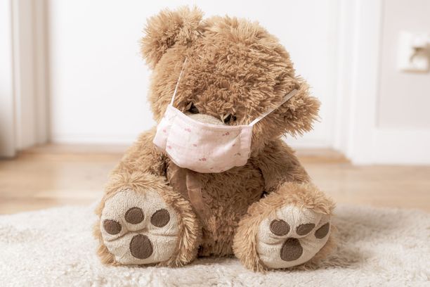 Lasten ja nuorten koronatartuntoja ehkäisemällä ei merkittävästi vaikuteta sairaala- ja tehohoitokuormaan.