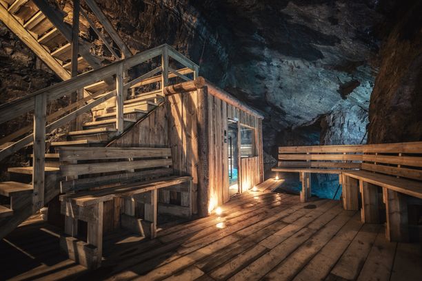 Sauna oudossa paikassa: ruotsalaisen kaivoksen pohja