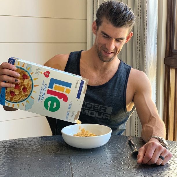 Michael Phelps söi huippuaikanaan uskomattoman määrän ruokaa.