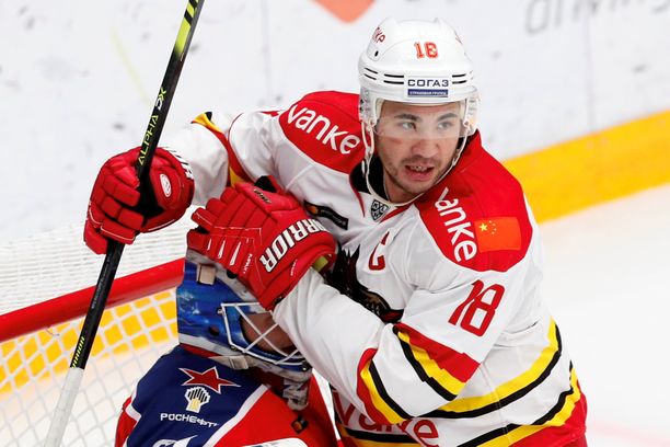 Brandon Yip saapui KHL-jäiltä Jukureihin.