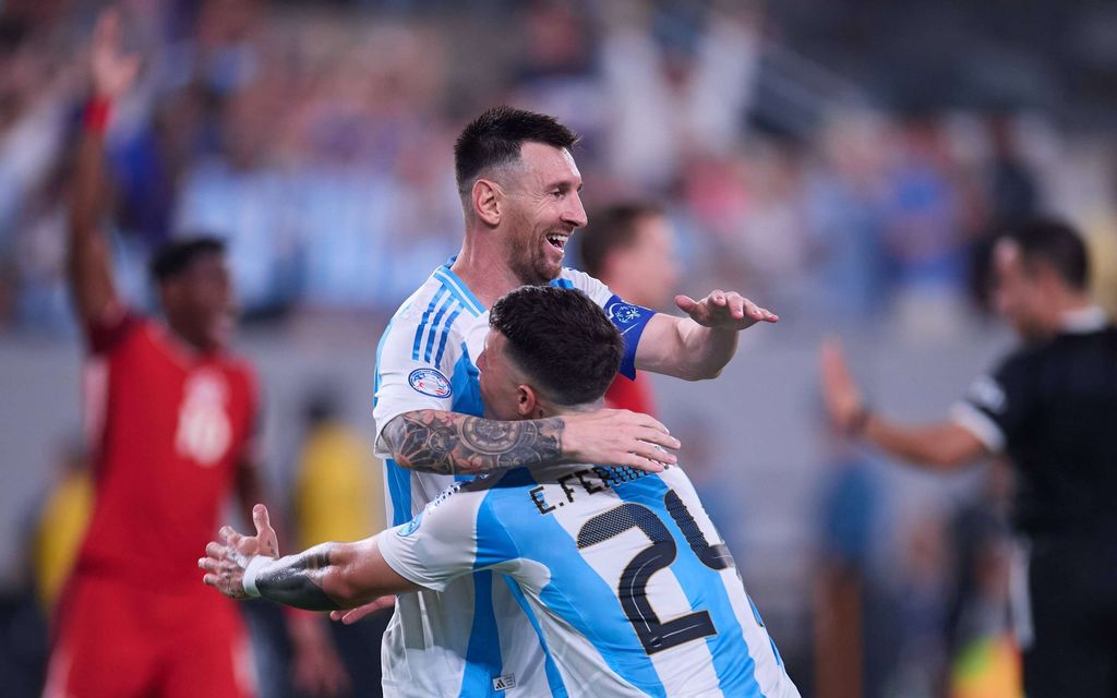 Lionel Messi osui – Argentiina lähellä huimaa suoraa