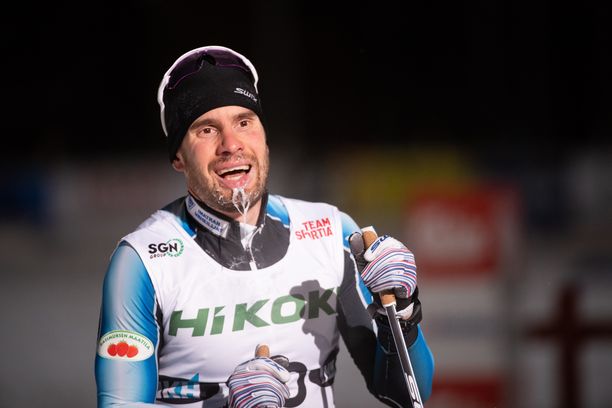 Tiistaina Vantaalla kakkoseksi hiihtänyt Lari Lehtonen kärsii oikean kantapään terveysmurheista.
