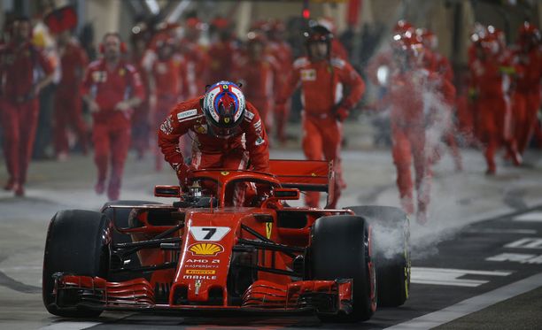 Kimi Räikkönen joutui keskeyttämään.