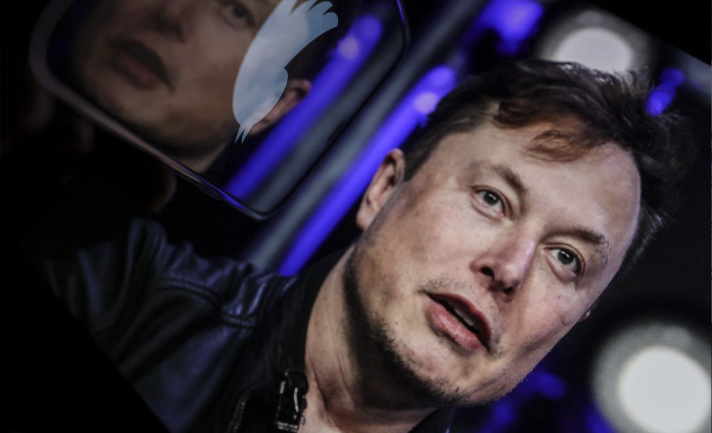 Elon Muskin mitta täyttyi – uhkaa perua Twitter-kaupat