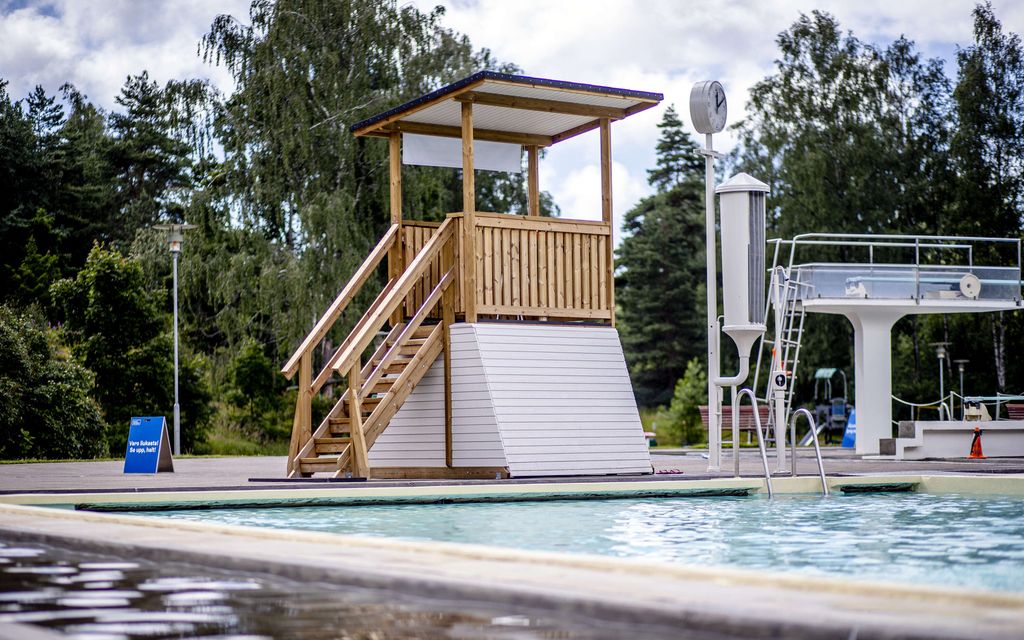 MTV: Eloton lapsi maauimalassa Helsingissä